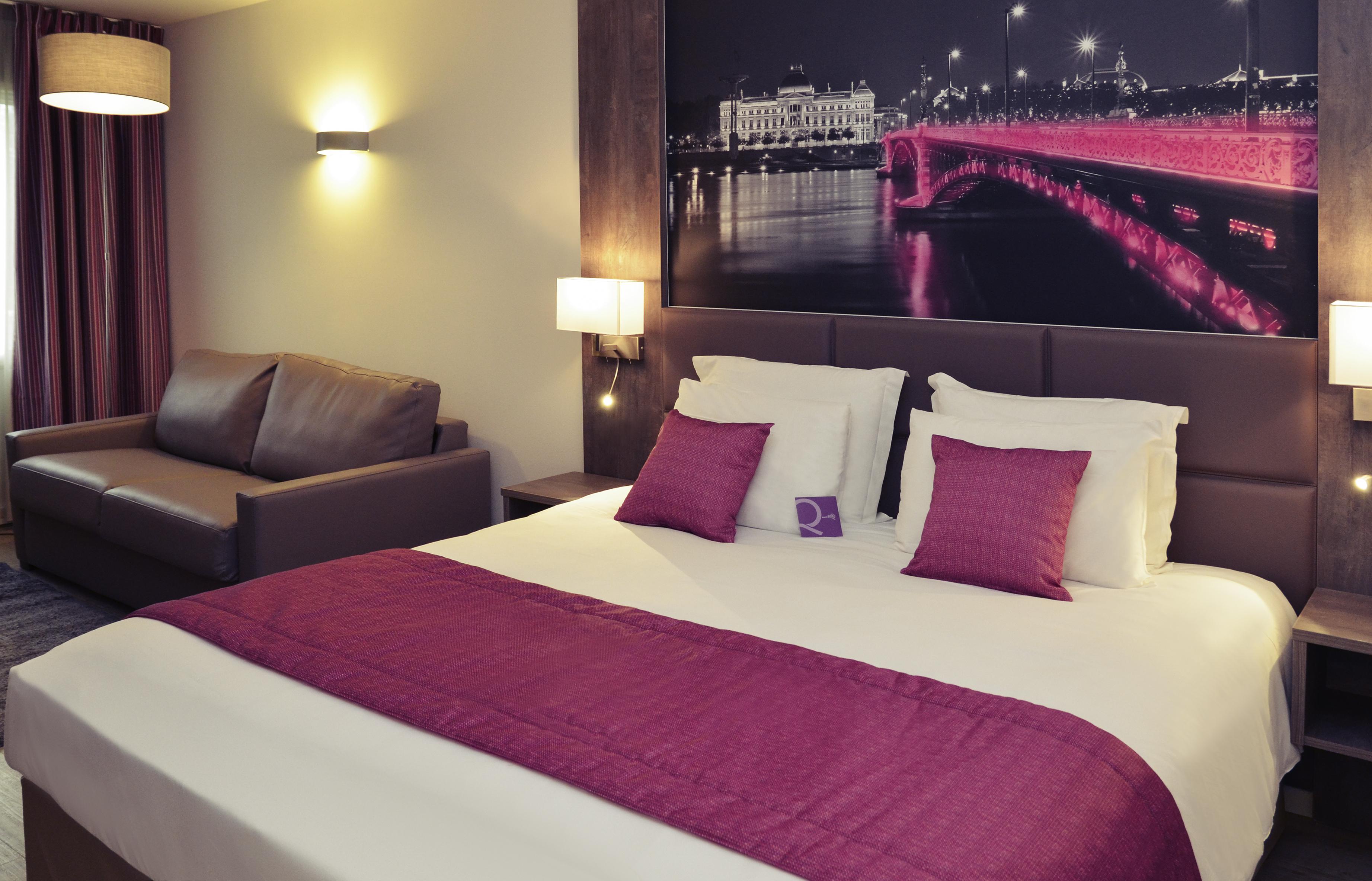 Mercure Lyon Est Chaponnay Exteriör bild