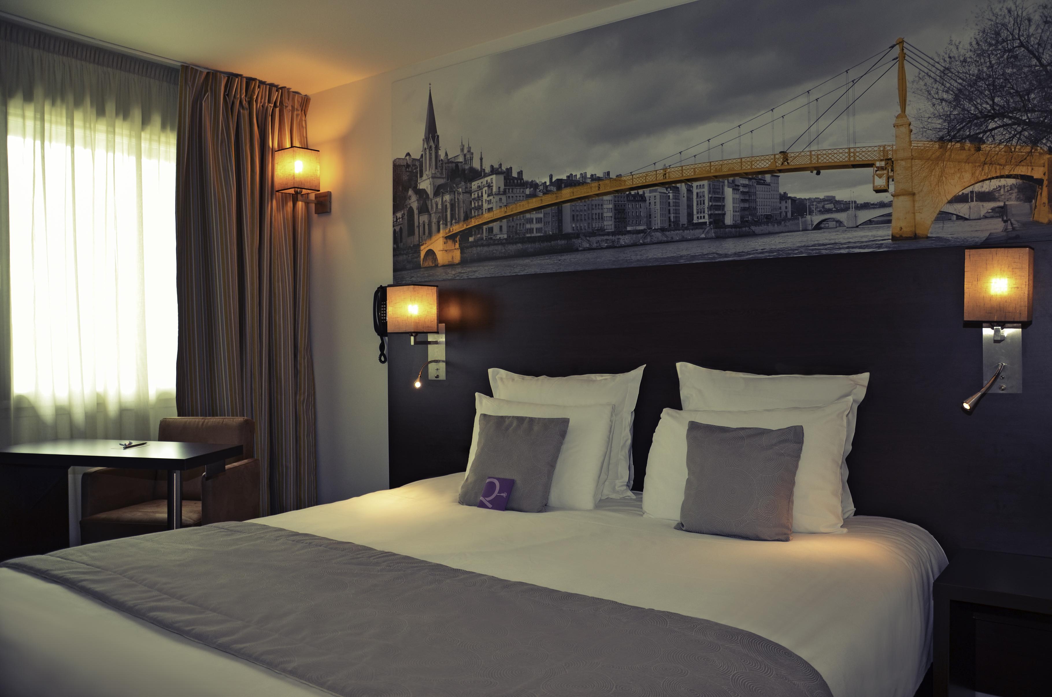 Mercure Lyon Est Chaponnay Exteriör bild
