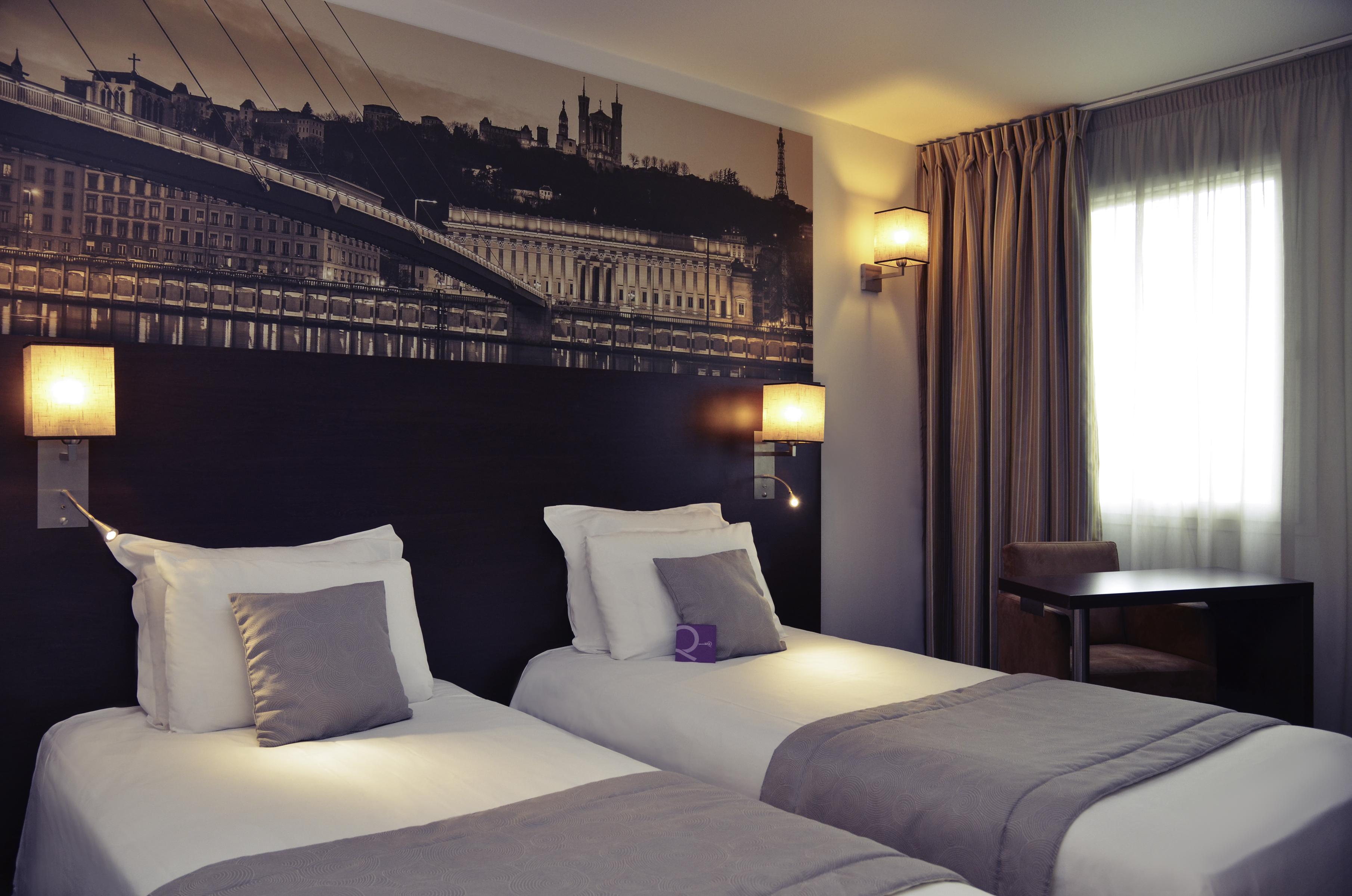 Mercure Lyon Est Chaponnay Exteriör bild