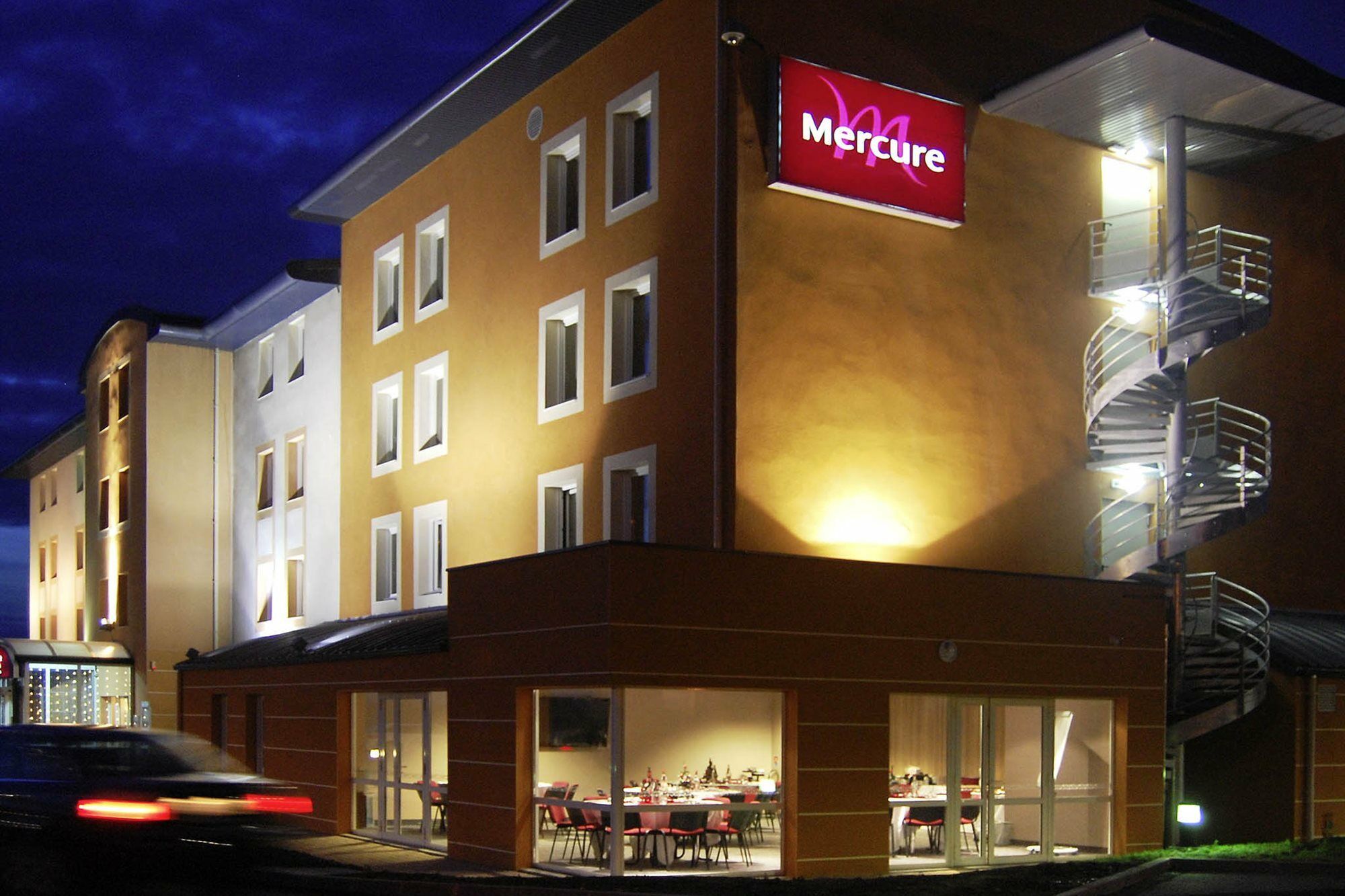 Mercure Lyon Est Chaponnay Exteriör bild